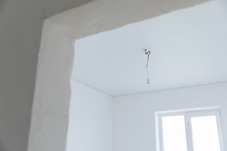 Типовые скрытые коммуникации в потолке White Box ЖК «Lucky»